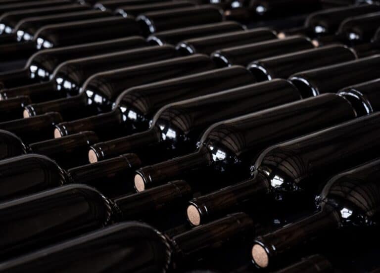 How to Recork Wine and Store Recorked Wine?