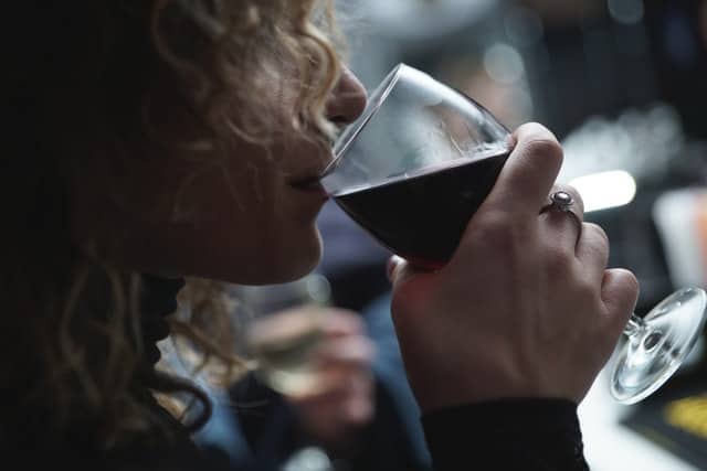 How to Experience the Red Wine Taste