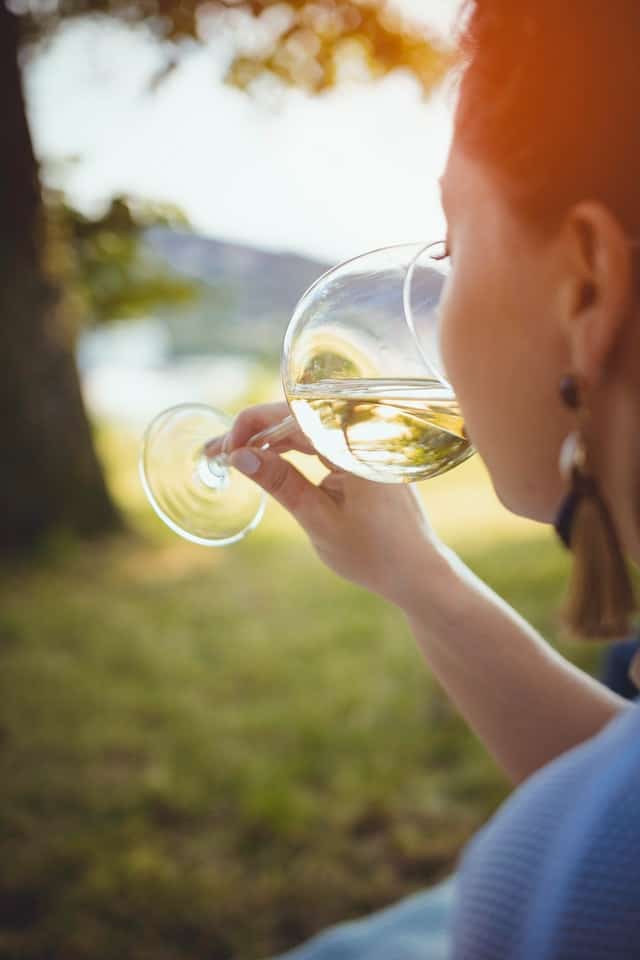 What’s the Best Way to Describe White Wine